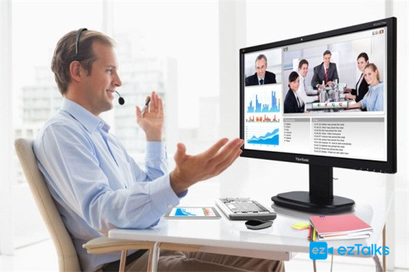 Photo of man presenting online for tip to prepare for online presentations